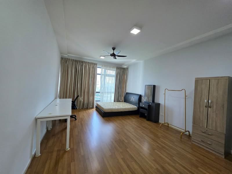 Condominium for Sale at LaCosta @ Sunway South Quay - KF Kuan - Bedroom - PropertyGuru.com.my