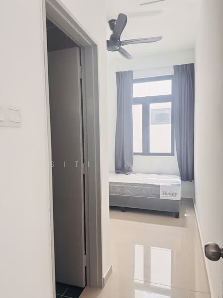 Service Residence for Rent at Serviced Residence @ The Louvre @ Country Heights - Siti Haila - Bedroom - PropertyGuru.com.my
