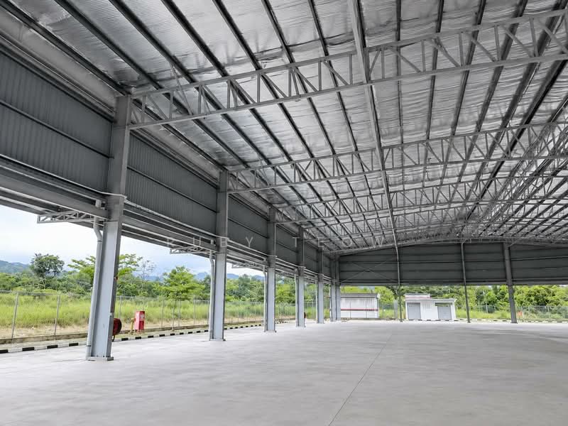 Kilang Terpisah untuk Dijual di Kawasan Perindustrian Lukut (Kota Tinggi) - Ruby Teow - Exterior - PropertyGuru.com.my