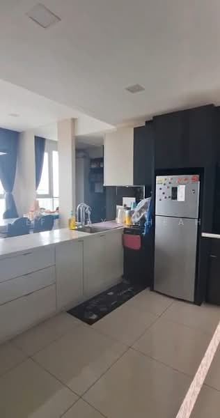 Kediaman Servis untuk Dijual di Uptown Residences - Jeffrey Cheah - Kitchen - PropertyGuru.com.my