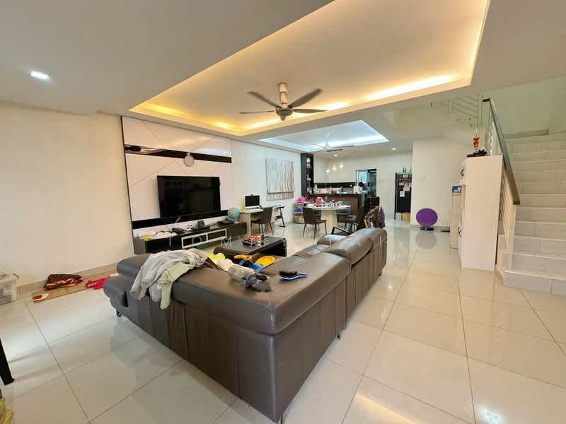 2-storey Terraced House for Sale in Taman Seri Austin (Tebrau) - Tommy Tai - Living Room - PropertyGuru.com.my