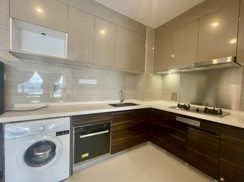 Service Residence for Rent at R&F Princess Cove Phase 1 - Enrica Long - Kitchen - PropertyGuru.com.my