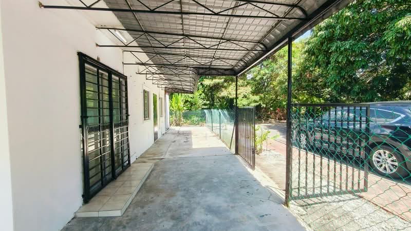 Rumah Teres 1-Tingkat untuk Dijual di Kampung Jalan Kebun (Shah Alam) - Nik Hazizullah - PropertyGuru.com.my