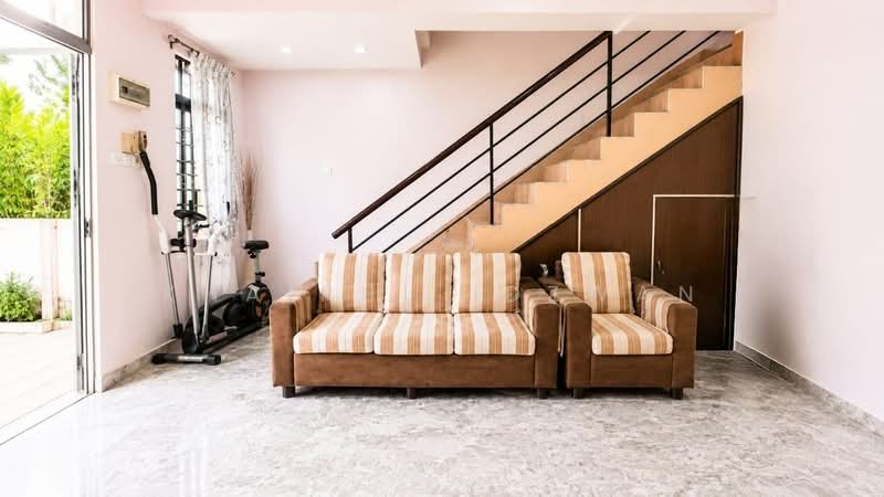 Residential Land for Sale in Seremban Jaya (Negeri Sembilan) - Khairul Idzwan - Living Room - PropertyGuru.com.my