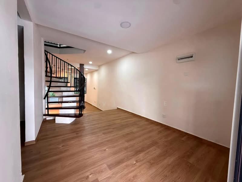 3-storey Terraced House for Sale in Taman Tampoi (Tampoi) - Calvin Lee - PropertyGuru.com.my