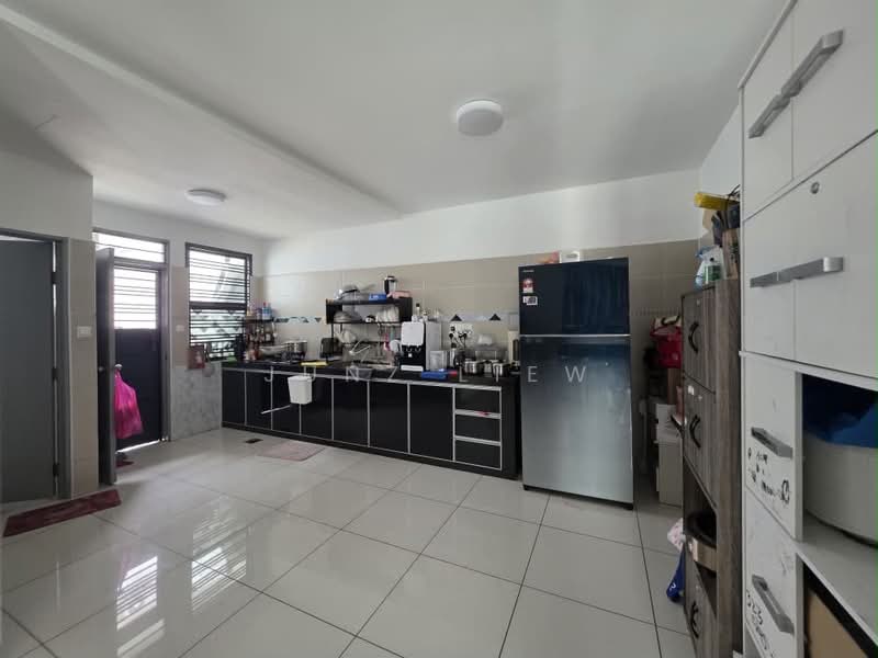 Rumah Berkembar untuk Dijual di Bandar Dato Onn (Tebrau) - Junz Liew - PropertyGuru.com.my
