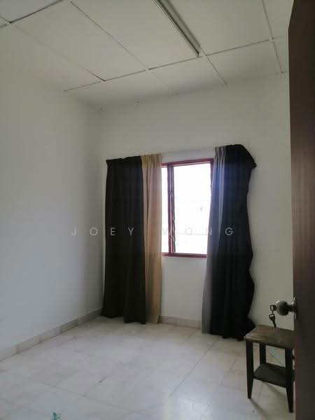 Rumah Teres 2-Tingkat untuk Disewa di Taman Muhibbah (Seri Kembangan) - Joey Wong - Interior - PropertyGuru.com.my