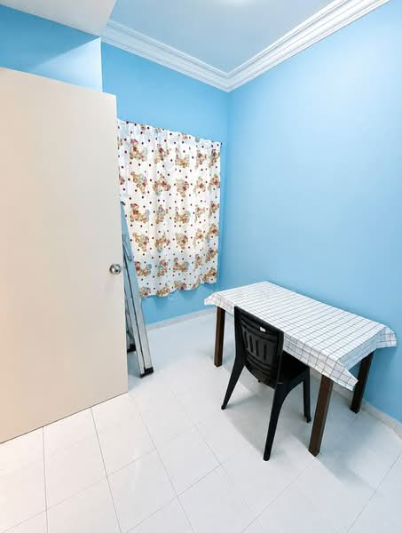 Condominium for Rent at Lakeside Tower - Kaze Kang - PropertyGuru.com.my