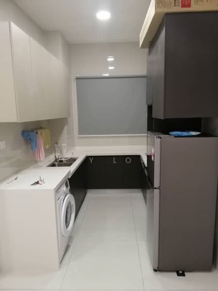 Condominium for Sale at Lovell @ Country Garden Danga Bay - Ivy Low - Kitchen - PropertyGuru.com.my