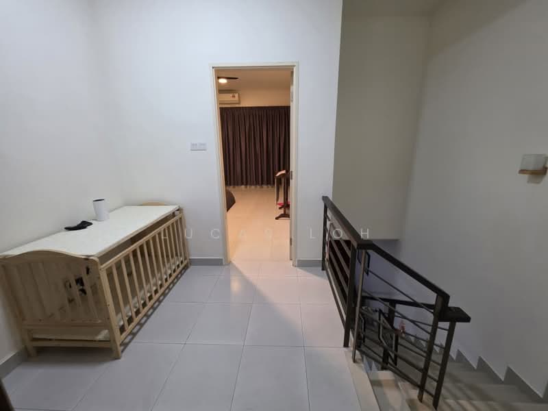 Rumah Teres 2-Tingkat untuk Disewa di Bandar Seri Coalfields (Sungai Buloh) - Lucas Loh - Corridor - PropertyGuru.com.my