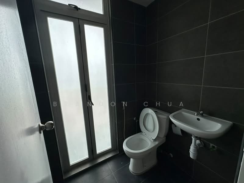 Service Residence for Rent at Midas @ Seri Alam - Brandon Chua - Bathroom - PropertyGuru.com.my