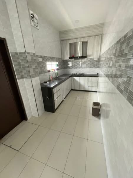 3-storey Terraced House for Sale in Iskandar Puteri (Nusajaya) (Johor) - Inez Ng - Kitchen - PropertyGuru.com.my