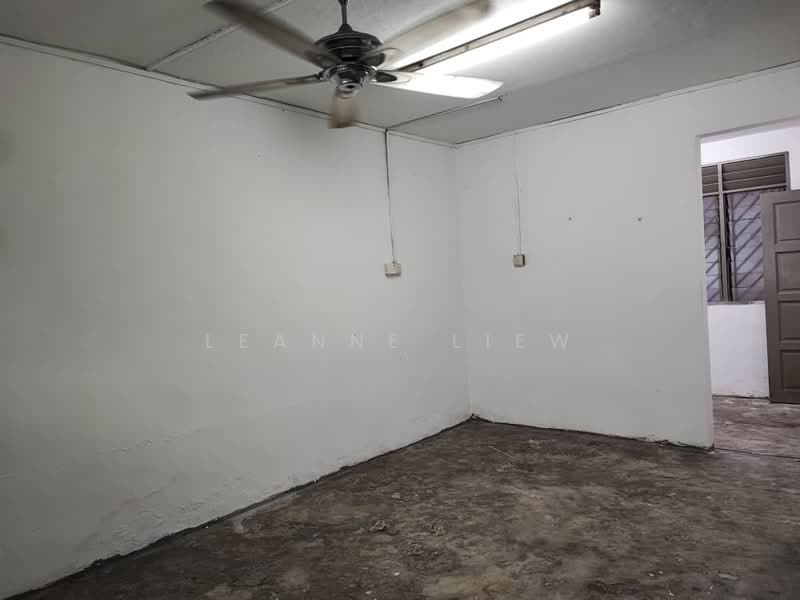 Rumah Teres 2-Tingkat untuk Dijual di Taman Johor Jaya (Johor Bahru) - Leanne Liew - PropertyGuru.com.my