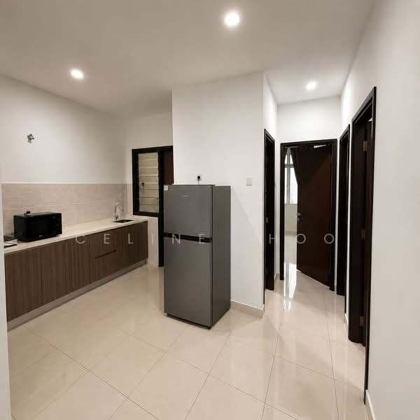 Kondominium untuk Disewa di Paraiso Residence @ The Earth - Celine Shoo - Kitchen - PropertyGuru.com.my