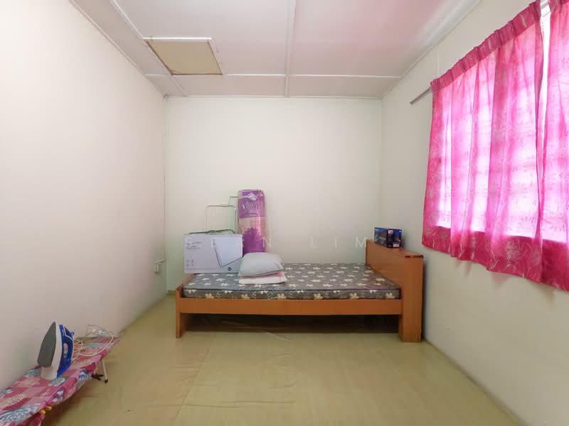 Rumah Teres 2-Tingkat untuk Dijual di Taman Putra (Ampang) - Sean Lim - Bedroom - PropertyGuru.com.my