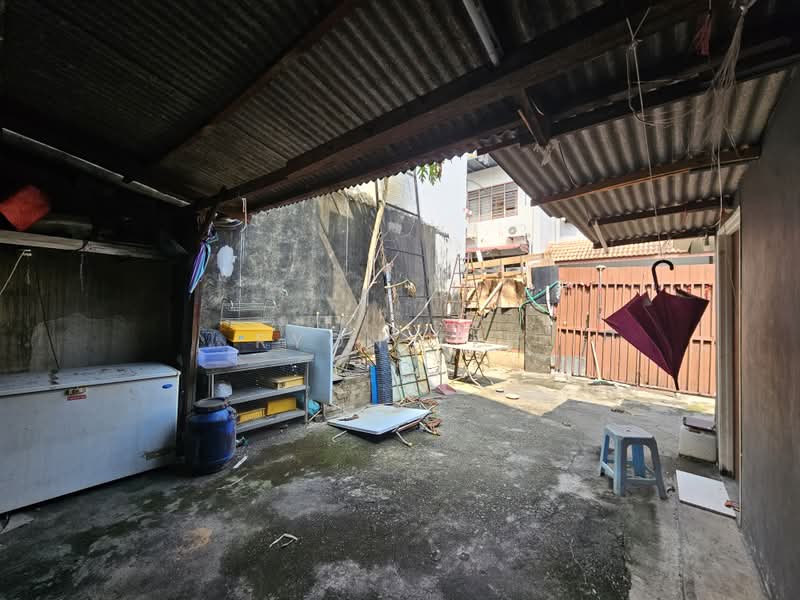Kedai untuk Disewa di Taman Molek (Johor Bahru) - Ryon Teh - PropertyGuru.com.my