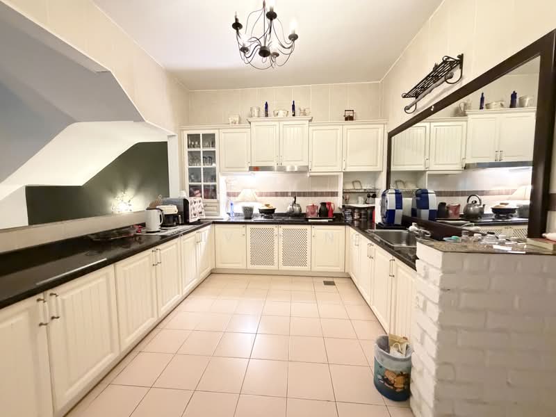Rumah Berkembar untuk Dijual di Taman Vista Mutiara (Bandar Sungai Long) - Aivan Ng - Kitchen - PropertyGuru.com.my