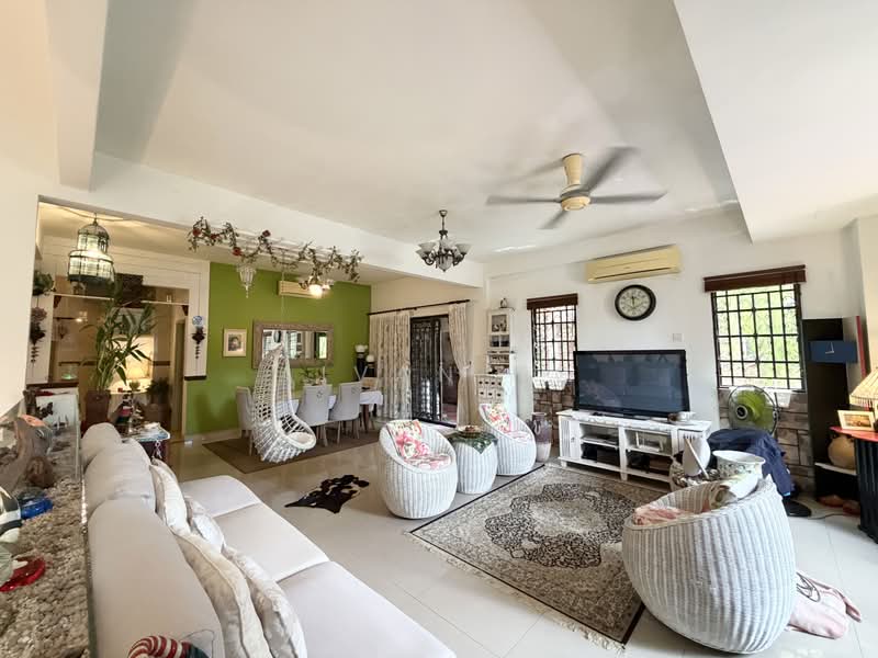 Rumah Berkembar untuk Dijual di Taman Vista Mutiara (Bandar Sungai Long) - Aivan Ng - PropertyGuru.com.my
