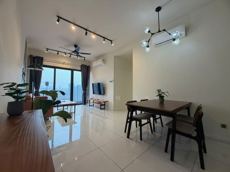 Kediaman Servis untuk Disewa di The Era @ Duta North - Justin Lai - Living Room - PropertyGuru.com.my