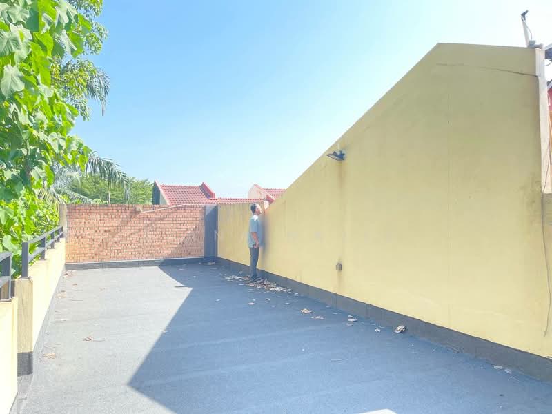 Rumah Teres 1-Tingkat untuk Dijual di Shah Alam (Selangor) - Ziana Najib - Exterior - PropertyGuru.com.my