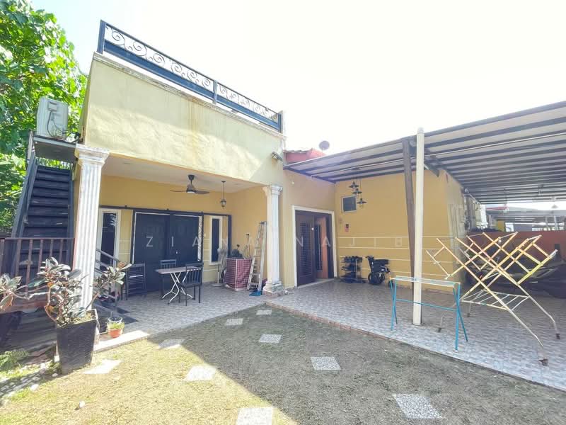 Rumah Teres 1-Tingkat untuk Dijual di Shah Alam (Selangor) - Ziana Najib - Exterior - PropertyGuru.com.my