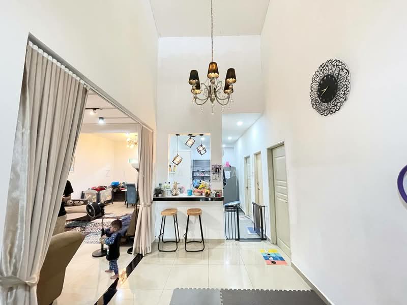 Rumah Teres 1-Tingkat untuk Dijual di Shah Alam (Selangor) - Ziana Najib - Living Room - PropertyGuru.com.my