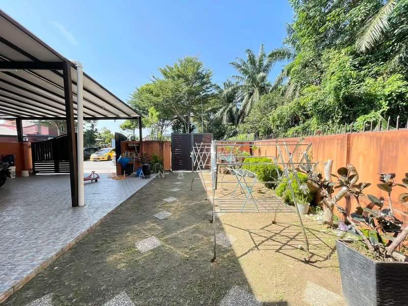 Rumah Teres 1-Tingkat untuk Dijual di Shah Alam (Selangor) - Ziana Najib - Exterior - PropertyGuru.com.my