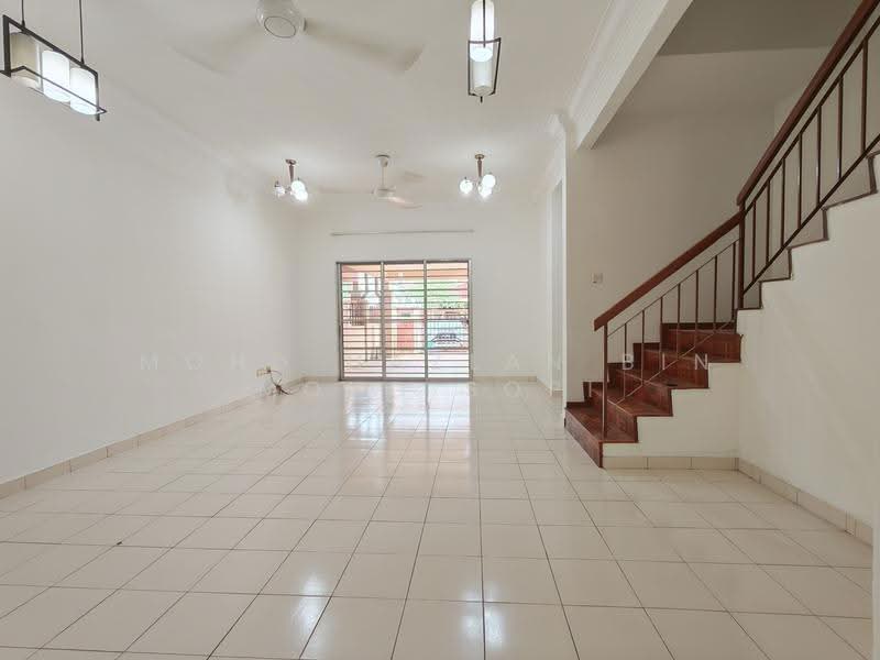Rumah Teres 2-Tingkat untuk Disewa di Denai Alam (Shah Alam) - Mohd Hazlan bin Mohd Sopi - Living Room - PropertyGuru.com.my