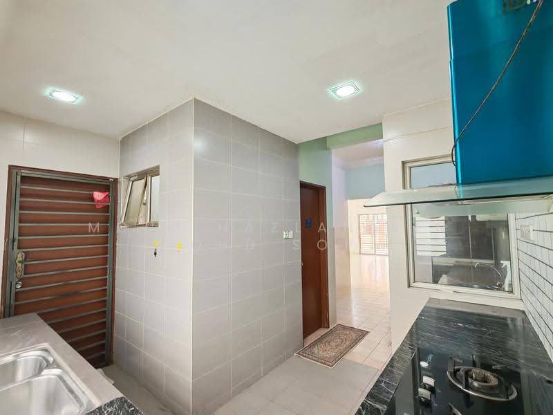 Rumah Teres 2-Tingkat untuk Disewa di Denai Alam (Shah Alam) - Mohd Hazlan bin Mohd Sopi - Kitchen - PropertyGuru.com.my