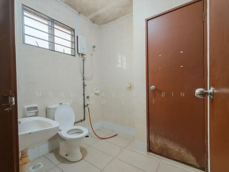 Rumah Teres 2-Tingkat untuk Disewa di Denai Alam (Shah Alam) - Mohd Hazlan bin Mohd Sopi - Bathroom - PropertyGuru.com.my