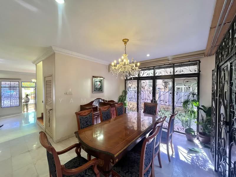 Semi-Detached House for Sale in Bandar Sri Damansara (Selangor) - Syamsul Ilham - PropertyGuru.com.my