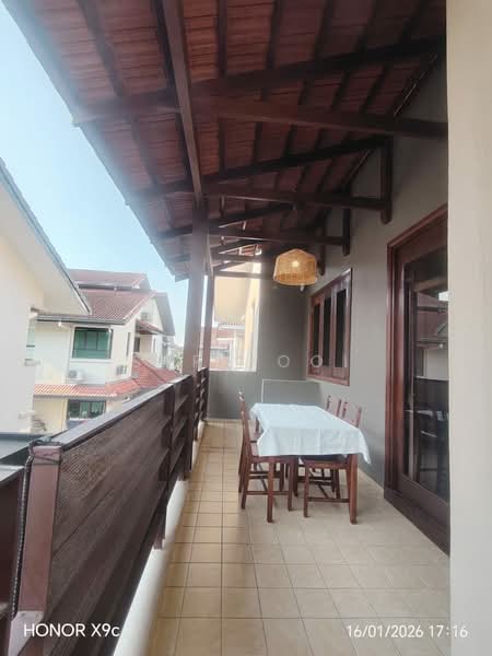 Rumah Berkembar untuk Dijual di Glenmarie Cove (Klang) - Sara Ooi - Balcony - PropertyGuru.com.my