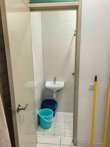 Kediaman Servis untuk Dijual di The Sky Executive Suites - Ivy Low - Bathroom - PropertyGuru.com.my