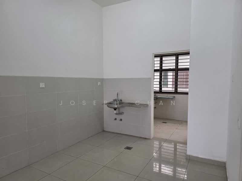 Rumah Teres 3-Tingkat untuk Dijual di Setia Utama (Setia Alam) - Joseph Chan - Kitchen - PropertyGuru.com.my