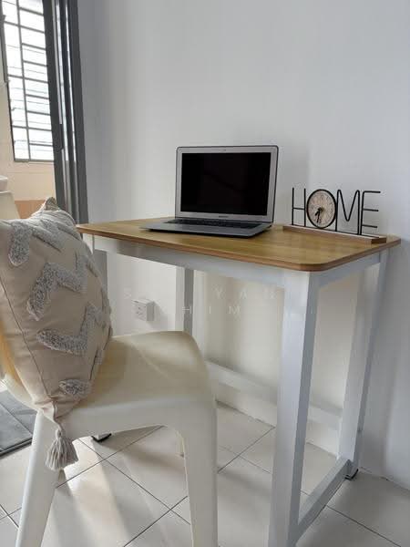 Condominium for Rent at Residensi Laguna (Sunway Belvedere) - Sze Yan Shim - Master Room (Female) - PropertyGuru.com.my