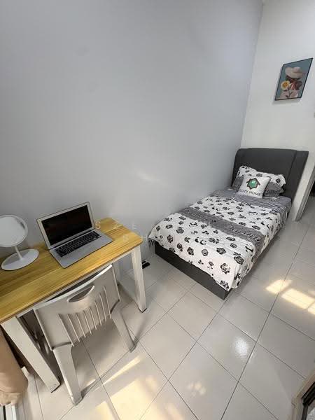 Condominium for Rent at Residensi Laguna (Sunway Belvedere) - Sze Yan Shim - Single (Female) - PropertyGuru.com.my