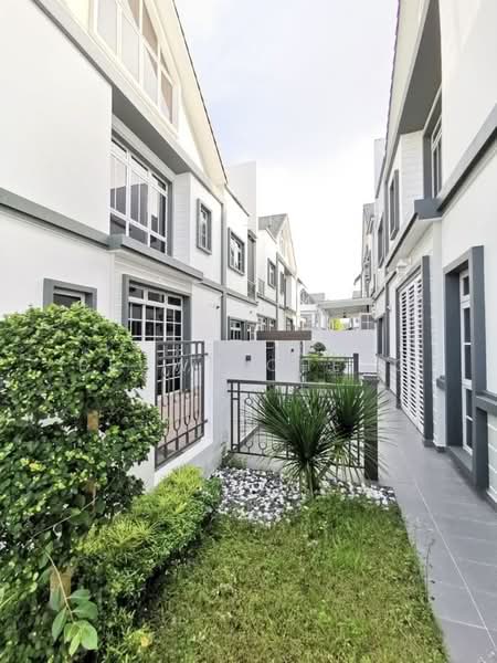 Cluster House for Sale in Taman Ekoflora (Johor Bahru) - Brown Cheng - PropertyGuru.com.my