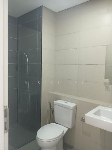 Service Residence for Rent at Paloma @ Tropicana Metropark - Albert Lee - Bathroom - PropertyGuru.com.my