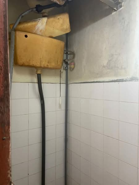Rumah Flat untuk Dijual di Flat Tasek 64 - Ivy Low - Bathroom - PropertyGuru.com.my