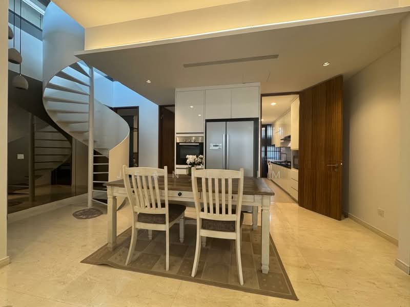 Kondominium untuk Disewa di Shorefront Residences - Jeanie Lim - Dining Room - PropertyGuru.com.my
