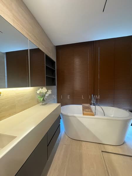 Kondominium untuk Disewa di Shorefront Residences - Jeanie Lim - Bathroom - PropertyGuru.com.my