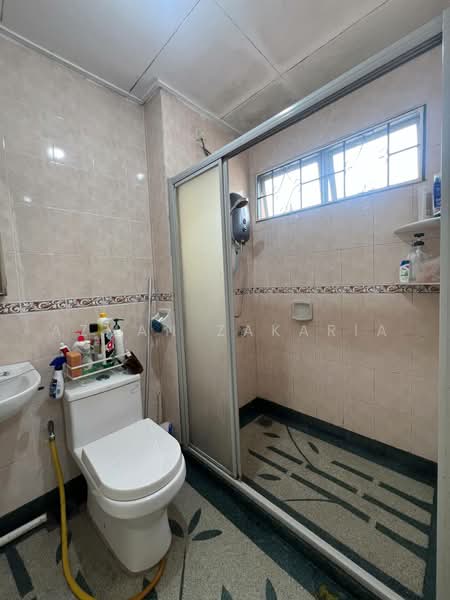 2-storey Terraced House for Sale in Taman TTDI Jaya (Shah Alam) - AZMAN ZAKARIA - Bathroom - PropertyGuru.com.my