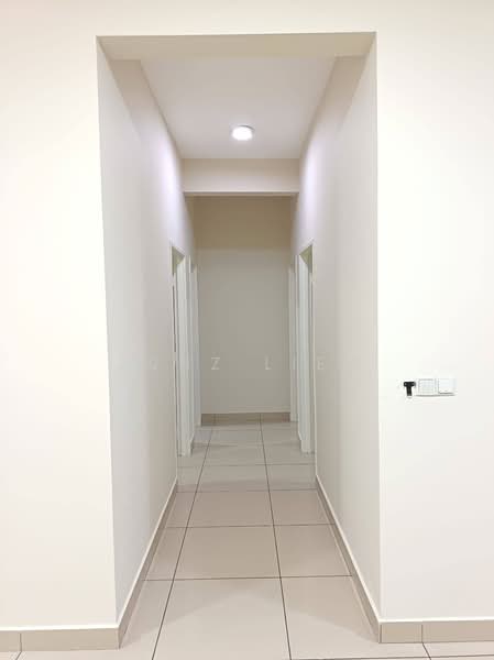 Kediaman Servis untuk Dijual di Meridin Bayvue Serviced Apartment - Junz Liew - PropertyGuru.com.my