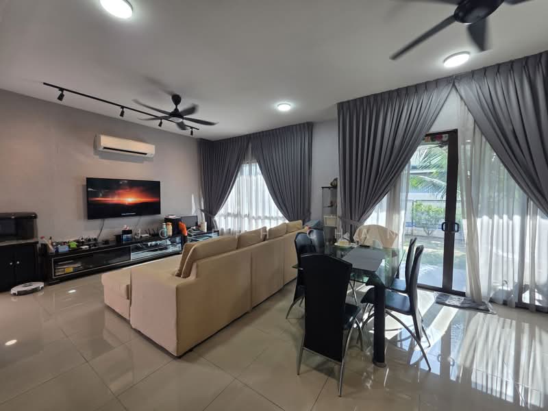 2-storey Terraced House for Sale in Bukit Raja (Selangor) - Joseph Chan - Living Room - PropertyGuru.com.my