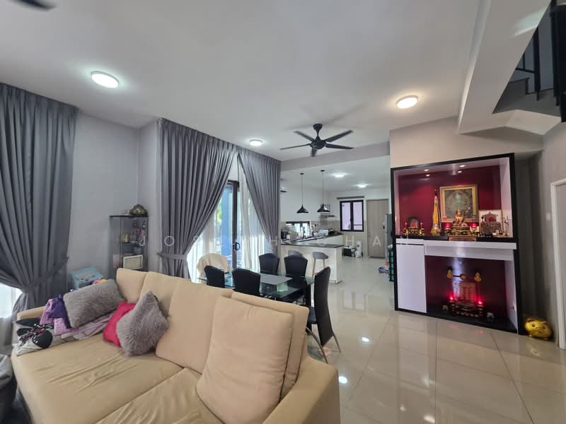 2-storey Terraced House for Sale in Bukit Raja (Selangor) - Joseph Chan - Living Room - PropertyGuru.com.my