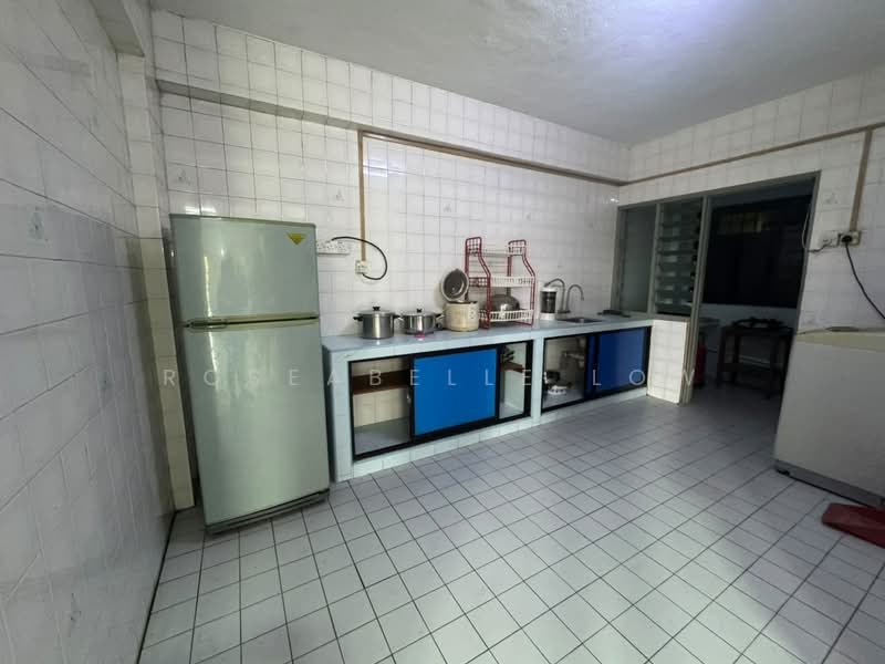 Kondominium untuk Disewa di Kuchai Brem Park 2 - Roseabelle Low - Kitchen - PropertyGuru.com.my