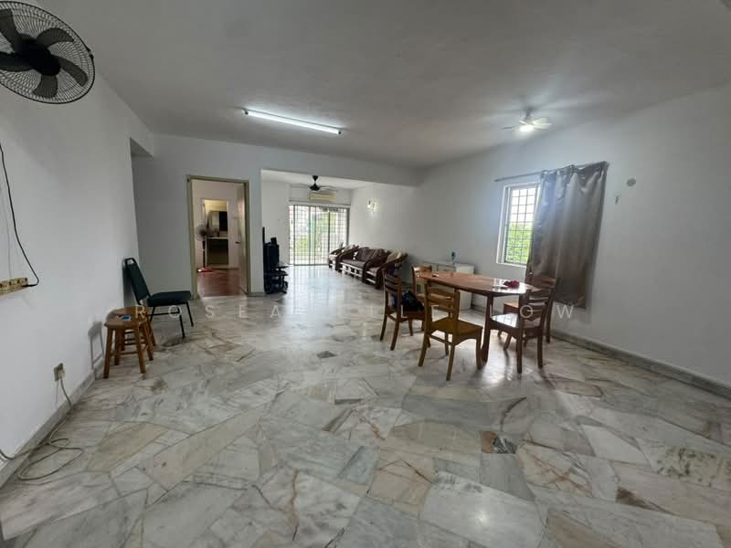 Kondominium untuk Disewa di Kuchai Brem Park 2 - Roseabelle Low - Living Room - PropertyGuru.com.my