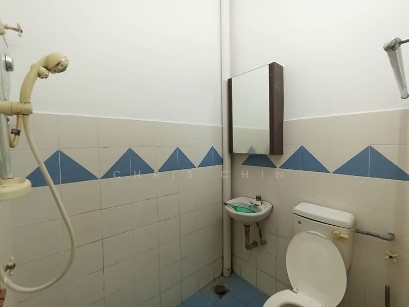 Rumah Teres 1-Tingkat untuk Dijual di Taman Perpaduan Koperasi (Tambun) - Chris Chin - Bathroom - PropertyGuru.com.my