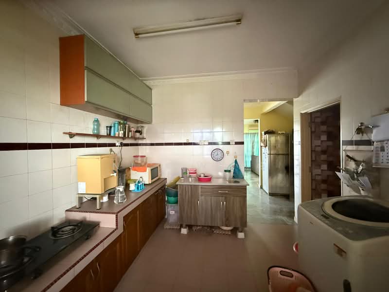 2-storey Terraced House for Sale in Taman Sungai Besi Indah (Seri Kembangan) - Nick Wong - Kitchen - PropertyGuru.com.my