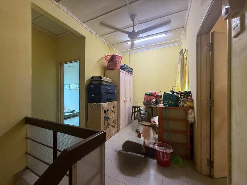 2-storey Terraced House for Sale in Taman Sungai Besi Indah (Seri Kembangan) - Nick Wong - Interior - PropertyGuru.com.my